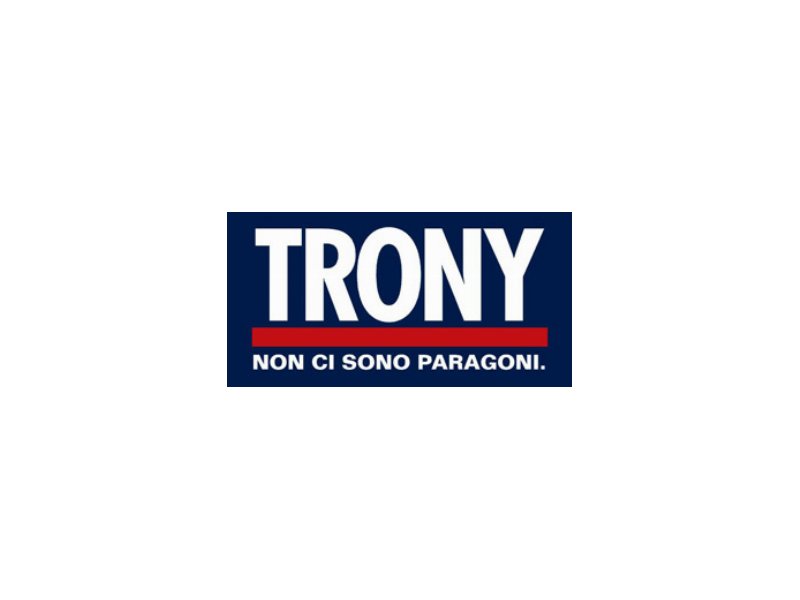 Trony sbarca a Pietrasanta