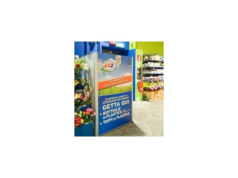 U2: restyling green per il supermercato di Casalmaggiore (CR) U2: restyling green per il supermercato di Casalmaggiore (CR)