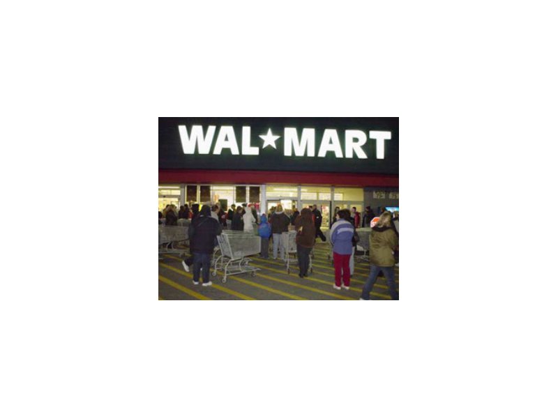 Wal-Mart a passo di carica in Canada Wal-Mart a passo di carica in Canada