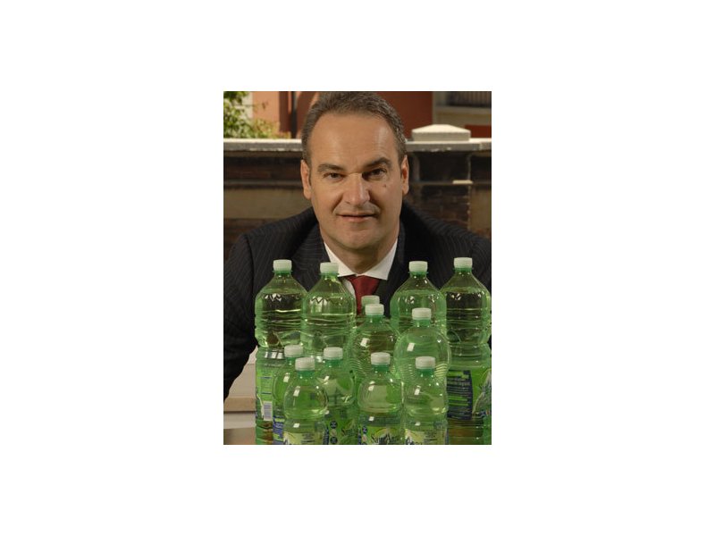 Acqua Sant’Anna: un segno più alla crescita a valore (+6,6%) e a volume (+4,2%) Acqua Sant’Anna: un segno più alla crescita a valore (+6,6%) e a volume (+4,2%)