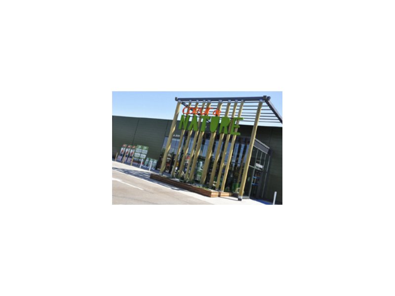 Auchan apre il primo supermercato bio Auchan apre il primo supermercato bio