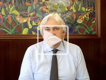 Evoluzione: contro la crisi la via del servizio