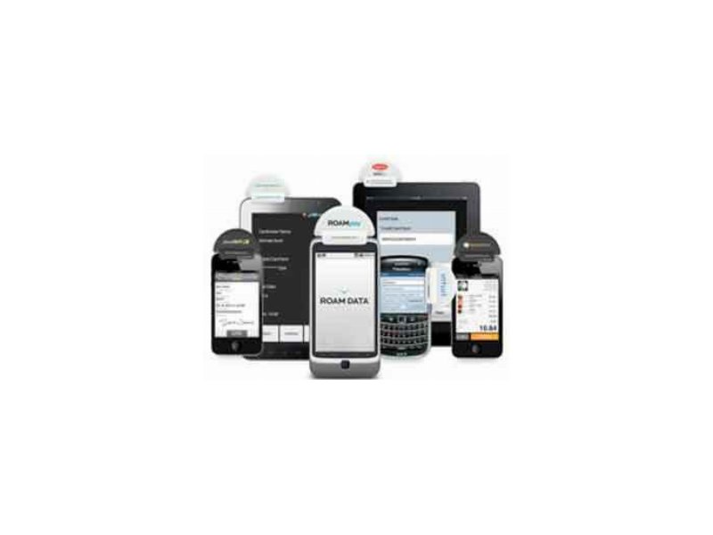 Ingenico introduce in Italia la nuova soluzione RoamPay Ingenico introduce in Italia la nuova soluzione RoamPay