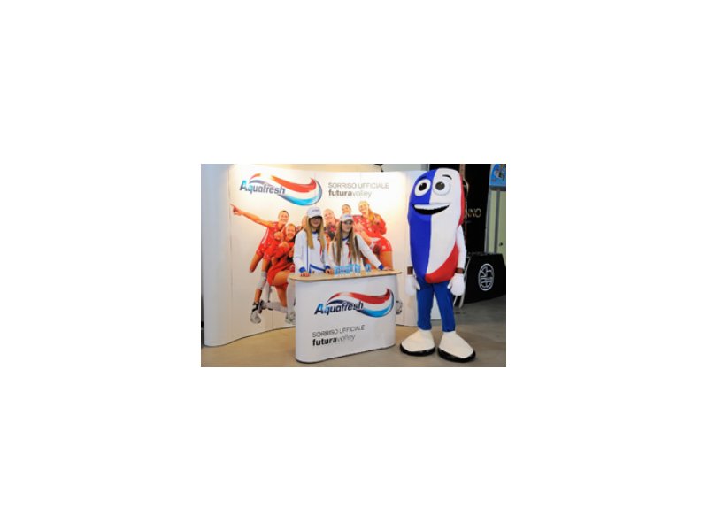 Aquafresh sponsorizza la Unendo Yamamay Busto Arsizio Aquafresh sponsorizza la Unendo Yamamay Busto Arsizio