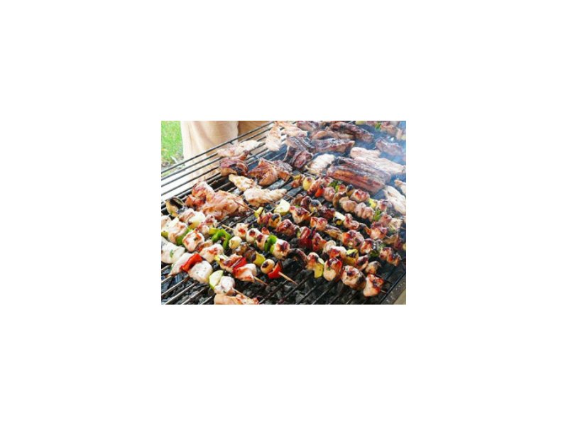 Arriva dai Masterchef il decalogo del 'Barbecue Stellato' per il ponte del 1 maggio Arriva dai Masterchef il decalogo del 'Barbecue Stellato' per il ponte del 1 maggio