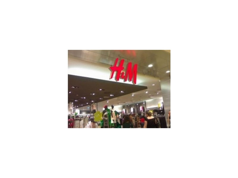 H&M apre a Roma in Via del Corso