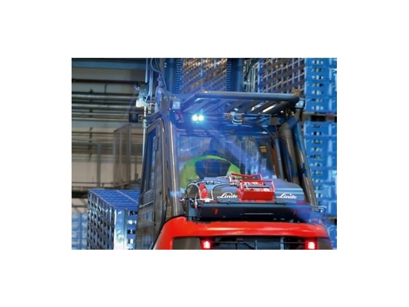 Linde MH offre due nuove versioni del dispositivo di sicurezza BlueSpot Linde MH offre due nuove versioni del dispositivo di sicurezza BlueSpot
