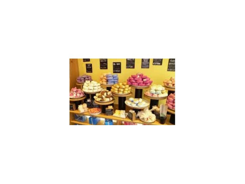 Lush: anche i glitter diventano ecosostenibili Lush: anche i glitter diventano ecosostenibili