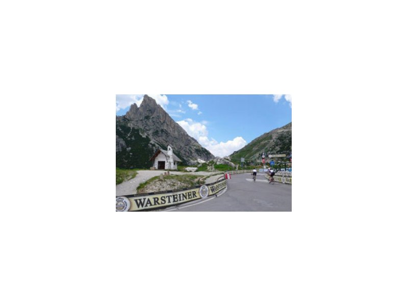 Warsteiner partecipa alla Maratona Dles Dolomites