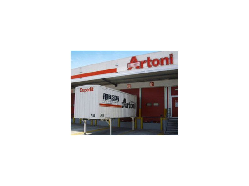 Artoni chiude positivamente i primi sei mesi 2014 Artoni chiude positivamente i primi sei mesi 2014