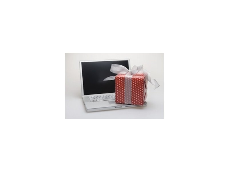 E-commerce: gli italiani per San Valentino regalano weekend o gadget tecnologici E-commerce: gli italiani per San Valentino regalano weekend o gadget tecnologici