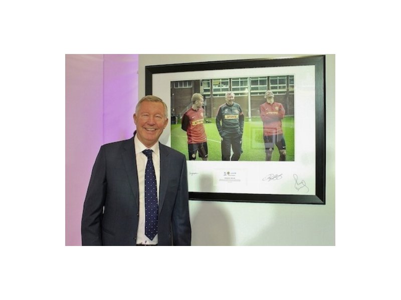 Epson sostiene la fondazione "United for Unicef" del Manchester United Epson sostiene la fondazione "United for Unicef" del Manchester United