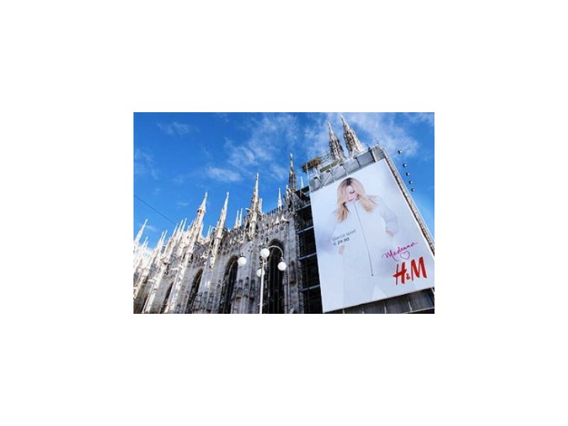 H&M si prepara allo sbarco in Piazza Duomo a Milano