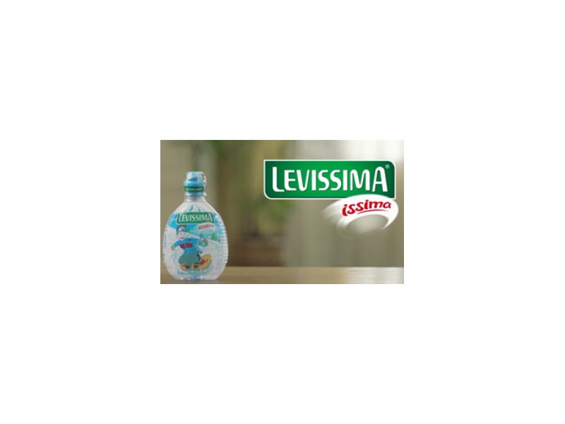 Issima di Levissima torna on air per il back to school Issima di Levissima torna on air per il back to school