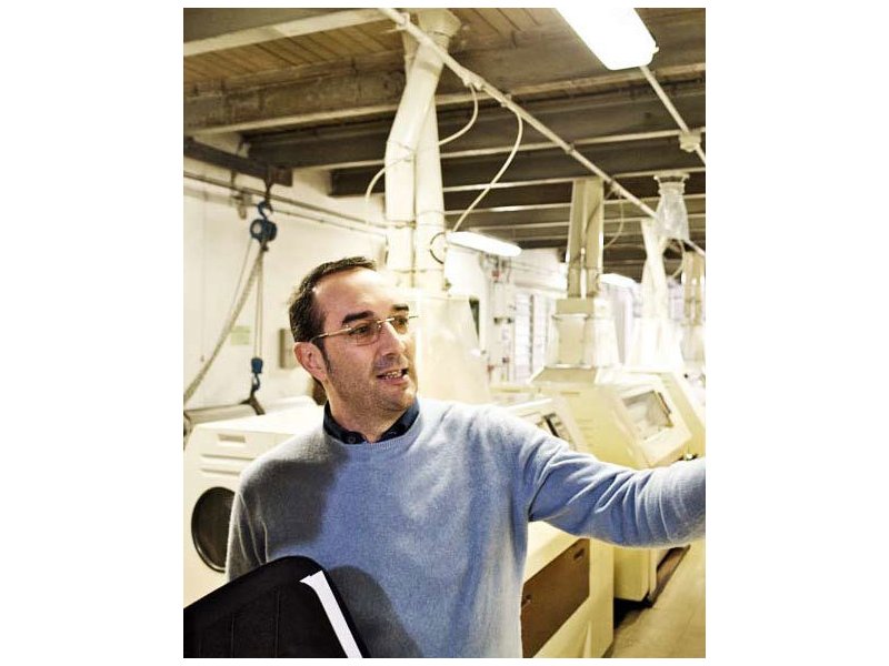 MICROSTRATEGY: CASE STUDY REPOWER MICROSTRATEGY: CASE STUDY REPOWER