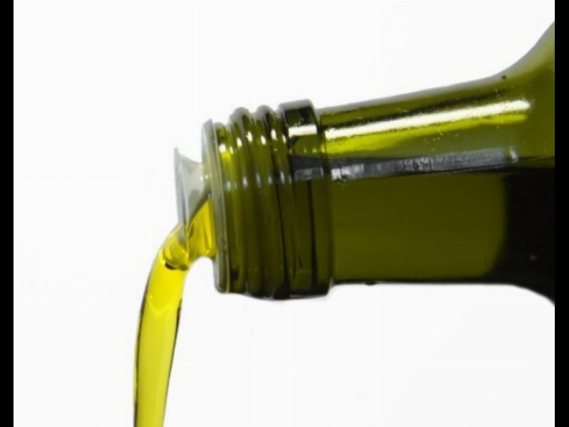 Olio d'oliva: buone le prospettive nel 2014 - Distribuzione Moderna Olio d'oliva: buone le prospettive nel 2014 - Distribuzione Moderna