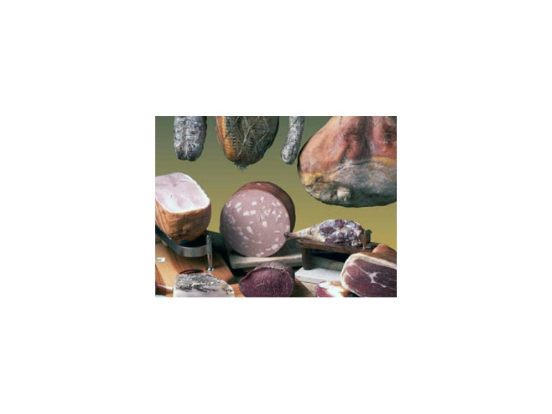 Salumi italiani: nel 2013 calano produzione e consumi Salumi italiani: nel 2013 calano produzione e consumi