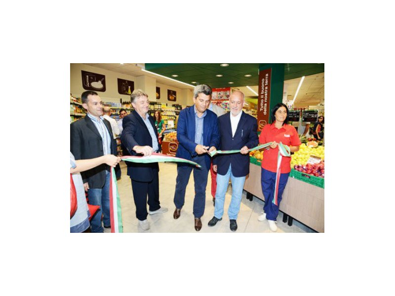 Simply inaugura a Grosseto il primo supermercato ecoattento