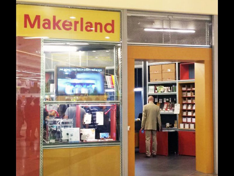 Auchan presenta Makerland, un concept store dedicato alle nuove tecnologie