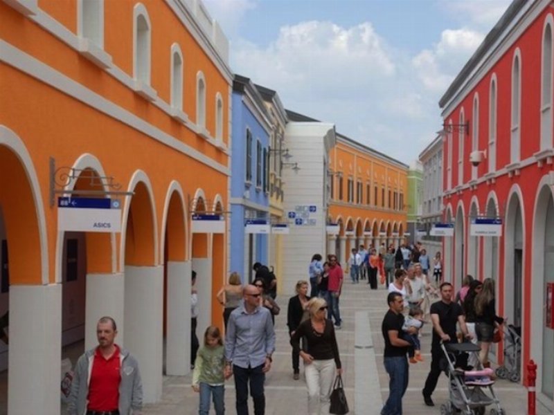 Cbre è advisor nella vendita di Palmanova Outlet Village