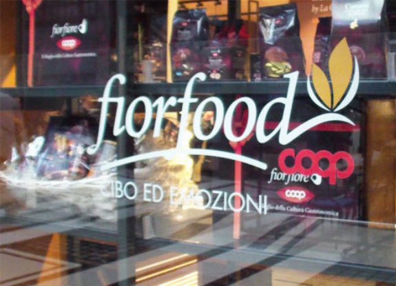 Coop inaugura a Torino il primo concept store Fiorfood