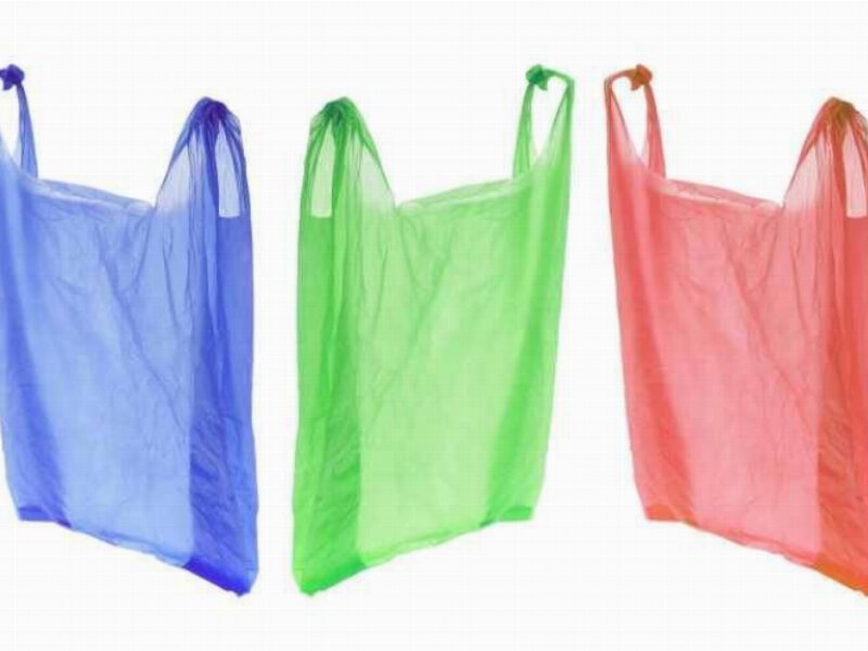 Il parlamento europeo dice si’ alla riduzione del consumo di sacchetti in plastica