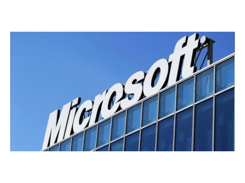 Microsoft: i clienti del mercato pmi crescono del 200% nel trimestre luglio-settembre Microsoft: i clienti del mercato pmi crescono del 200% nel trimestre luglio-settembre