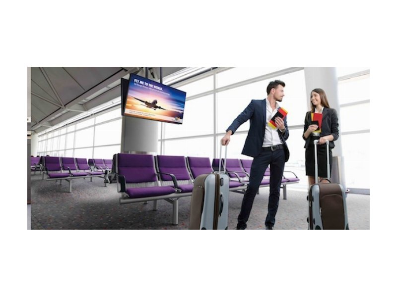 Panasonic lancia due nuove serie di display Panasonic lancia due nuove serie di display