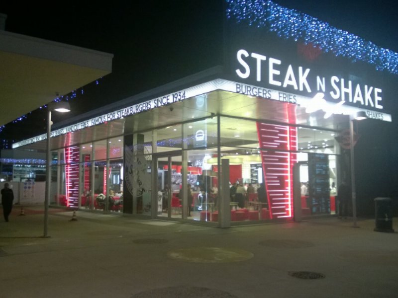 Steak ‘n Shake apre al Bicocca Village di Milano