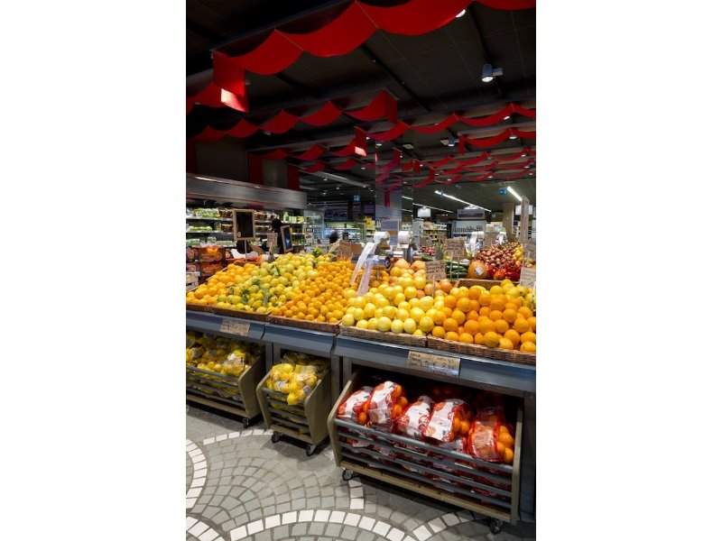 U2 inaugura un nuovo supermercato Vigone (TO)