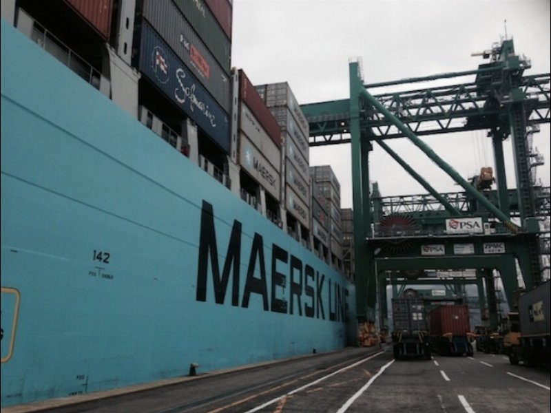 Una delegazione Cso visita la portacontainer Maersk Guatemala