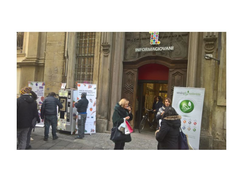 Confida installa una vending machine equo solidale nel centro di Torino