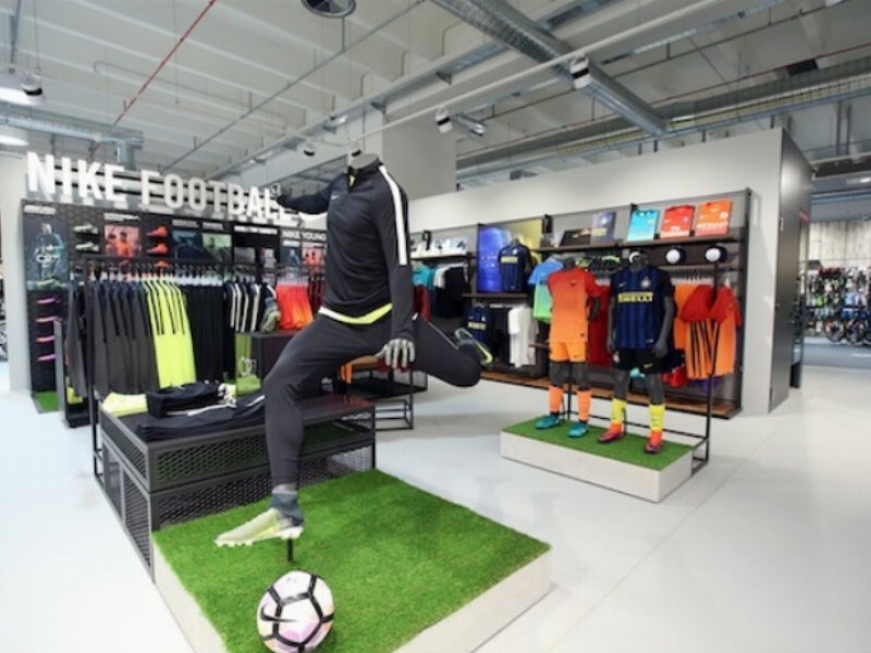 DF Sport Specialist e Bicimania aprono a Milano