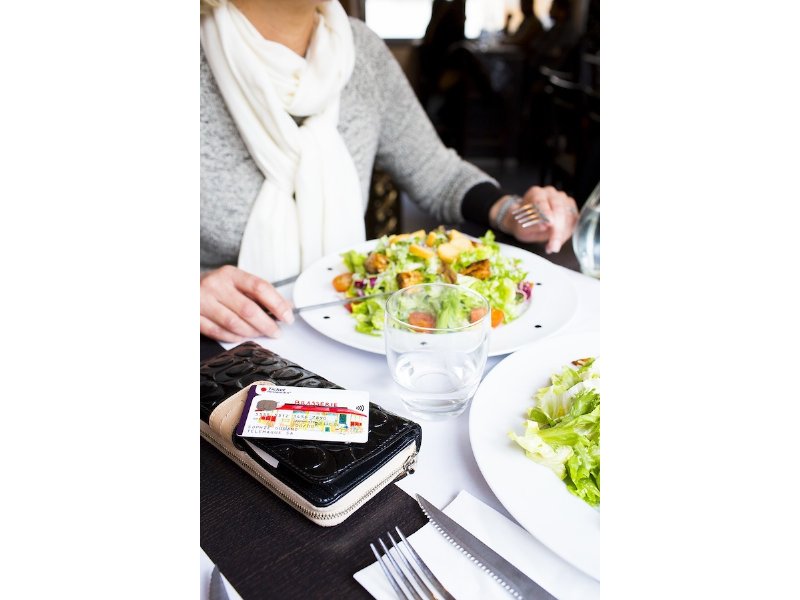 Gli italiani in pausa pranzo preferiscono pasti salutari