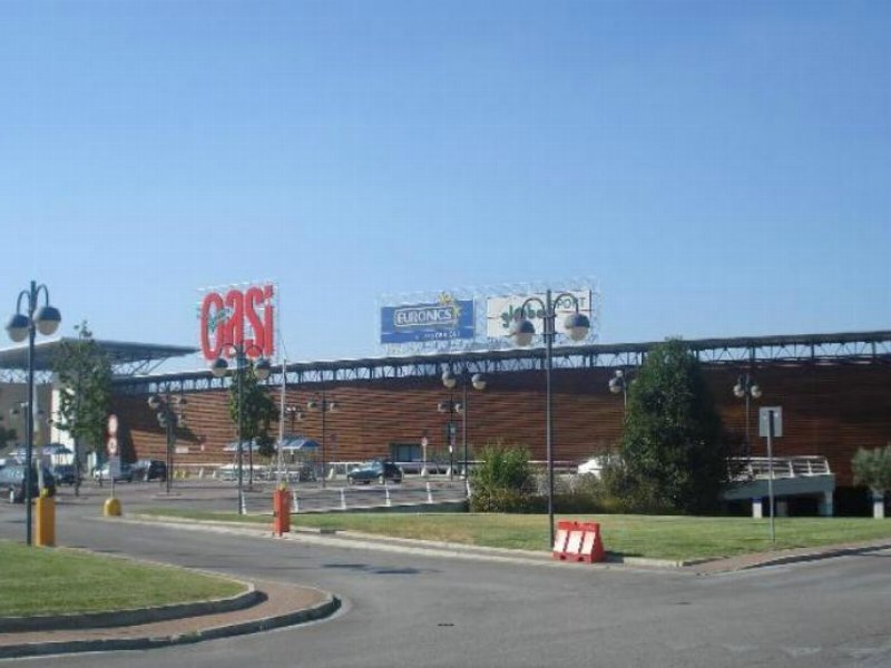 Il Centro Commerciale Al Battente promuove un corso con la Croce Rossa