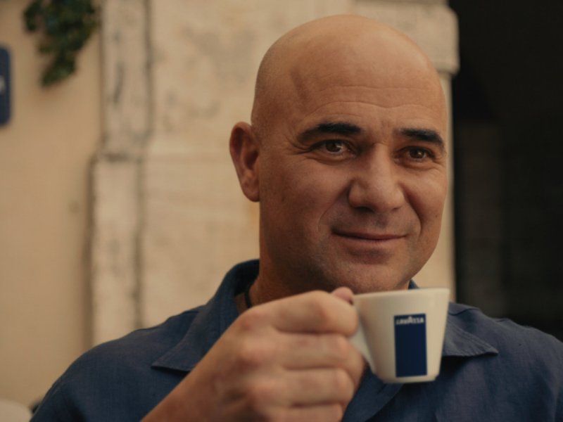 Lavazza annuncia la nuova collaborazione internazionale con Andre Agassi