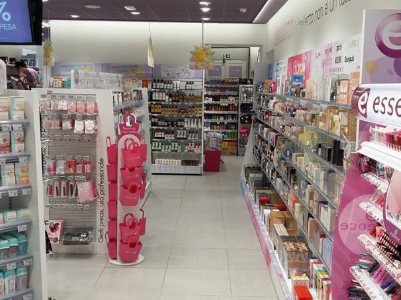 Lillapois eletta insegna dell’anno drugstore 2016