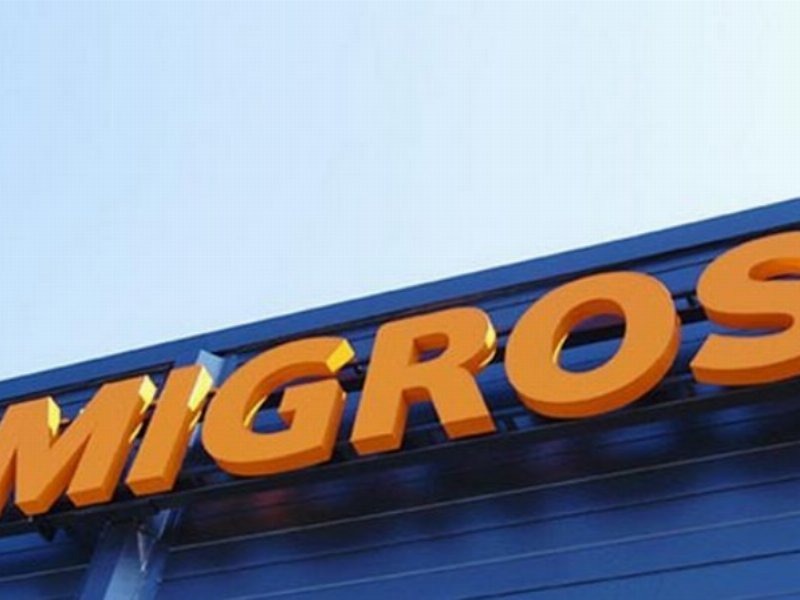 Migros fronteggia il super franco e il turismo dello shopping