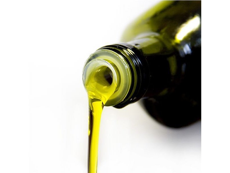 Olio d'oliva, arriva il decreto antifrode