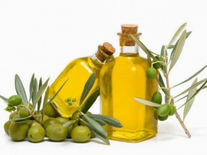 Olio, via la data di imbottigliamento dall'etichetta