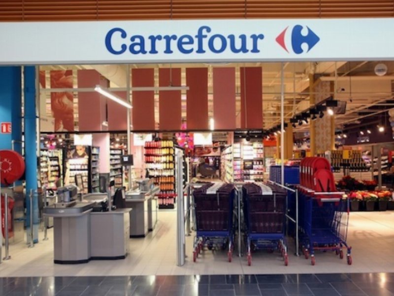 Parte Carrefour per Lei, la nuova campagna in nome dei diritti delle donne