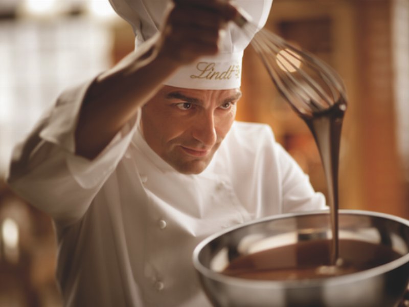 Riaprono i due Temporary Shop Lindt a Roma Termini e Milano Centrale