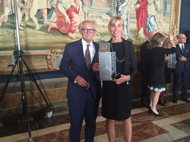 Unes vince il premio nazionale per l’innovazione nei servizi di Confcommercio