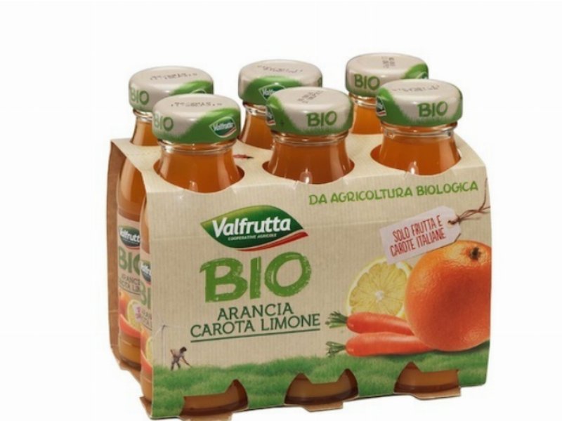 Valfrutta presenta i nuovi succhi di frutta BIO