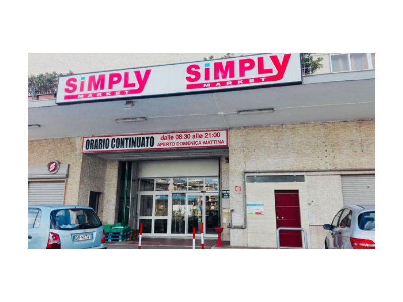 Apulia rinnova il Simply Market di Gioia del Colle (BA) e scommette sul marchio Rossotono