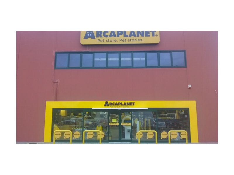 Arcaplanet inaugura un nuovo punto vendita in Lombardia.