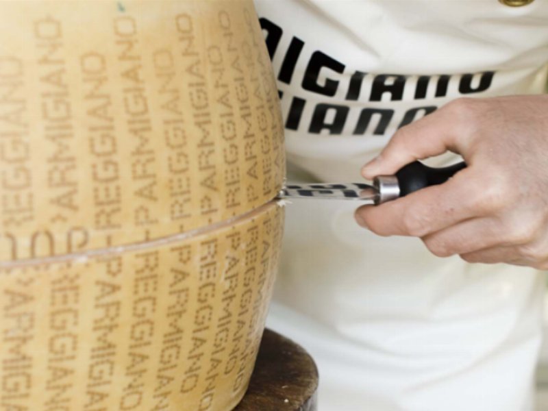 Consorzio del Parmigiano Reggiano lancia un concorso