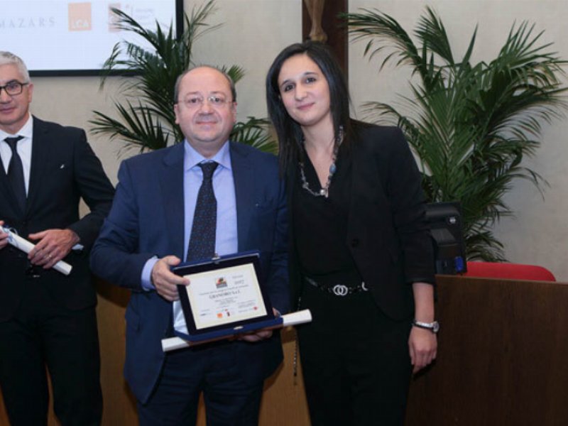 Granoro ritira il premio "Di padre in figlio-Il gusto di fare impresa"