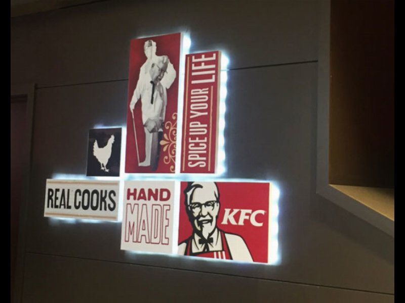 KFC apre in centro a Milano