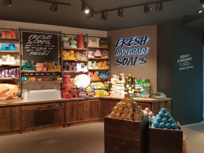 Lush inaugura un nuovo store a Roma